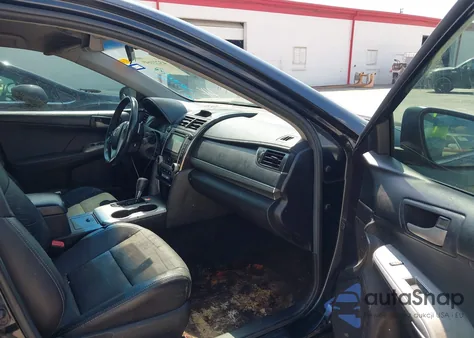 2012 Toyota Camry Se z USA, uszkodzony, nr VIN 4T1BF1FK6CU537017